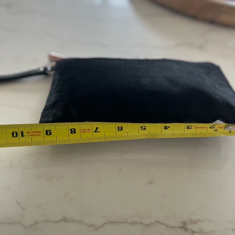 Michael Kors wristlet/ clutch black calf hair - Picture 7 of 9